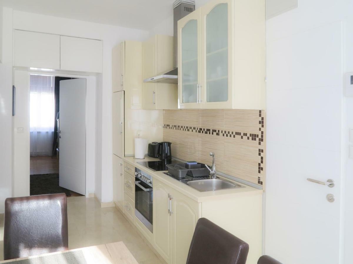 Elegant No.18 Apartment Wina Bagian luar foto