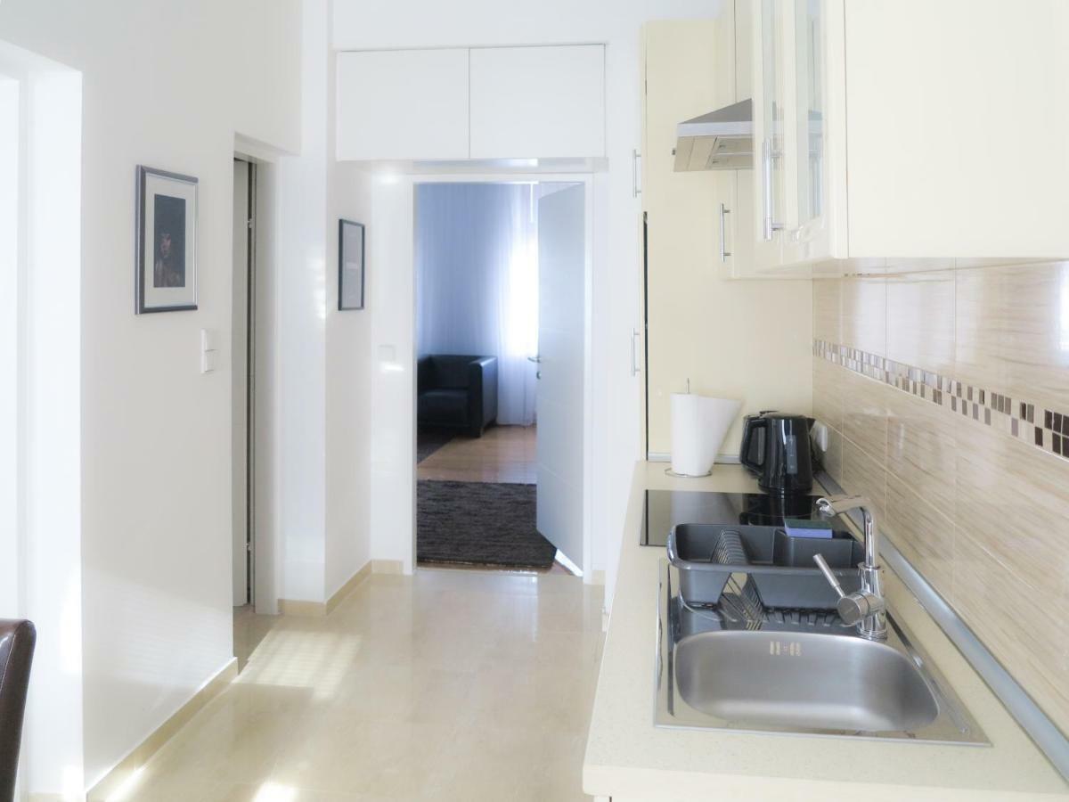 Elegant No.18 Apartment Wina Bagian luar foto