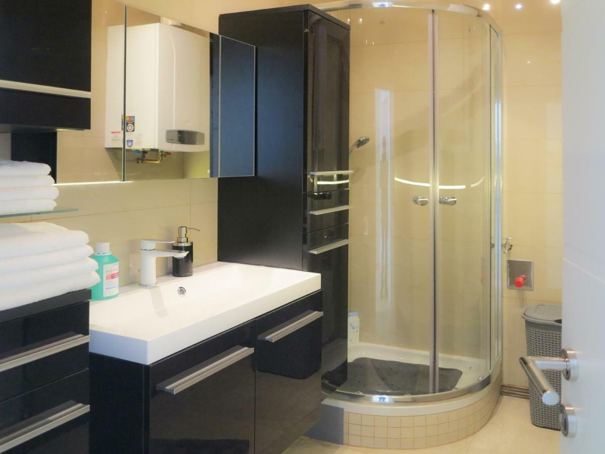 Elegant No.18 Apartment Wina Bagian luar foto