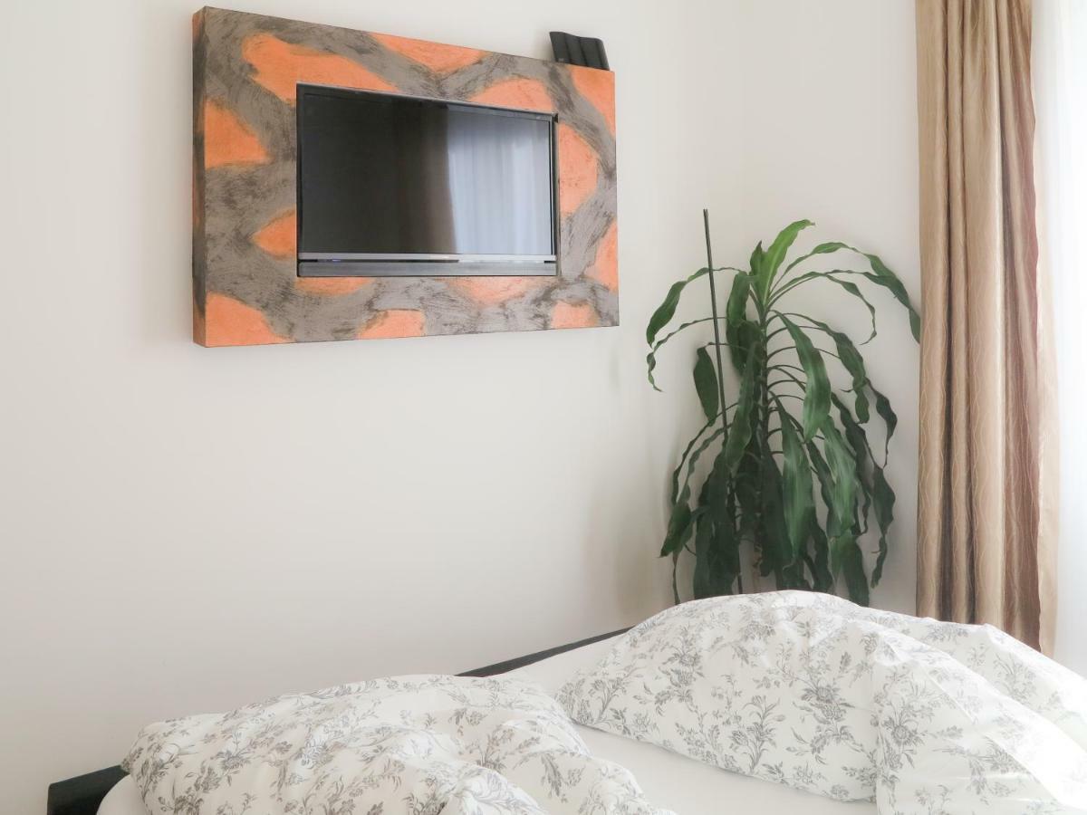 Elegant No.18 Apartment Wina Bagian luar foto