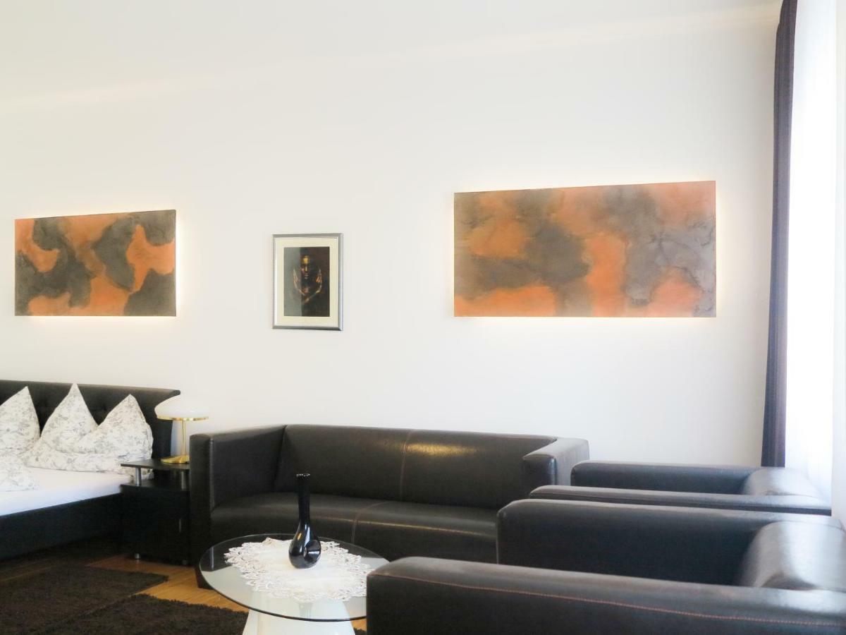 Elegant No.18 Apartment Wina Bagian luar foto