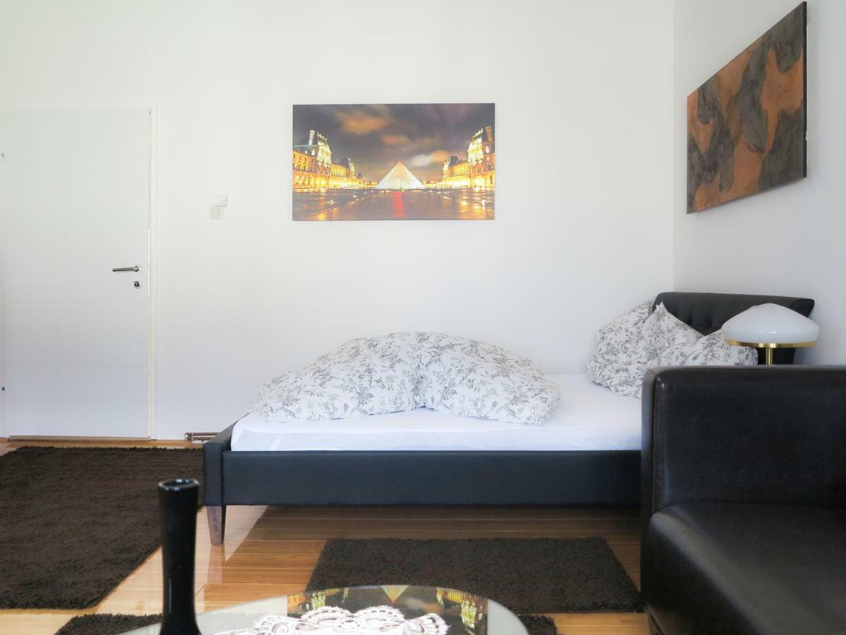 Elegant No.18 Apartment Wina Bagian luar foto