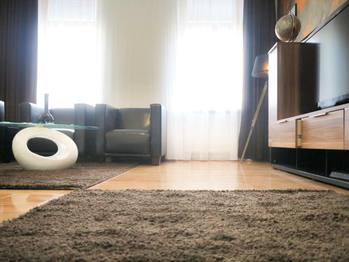 Elegant No.18 Apartment Wina Bagian luar foto