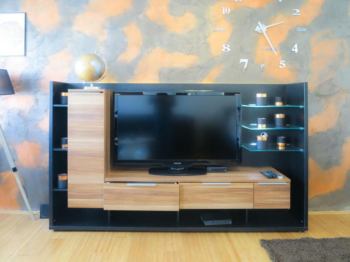 Elegant No.18 Apartment Wina Bagian luar foto